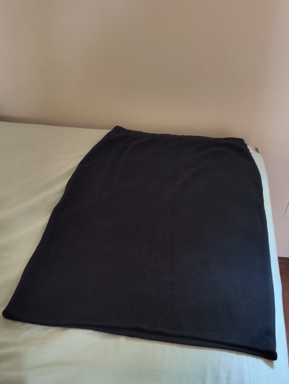 Old Navy Black Pencil Skirt - Sleek Straight Silhouette